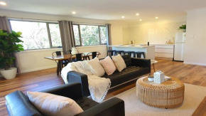 Martha Jane's - Bay Views & Tranquil Surrounds